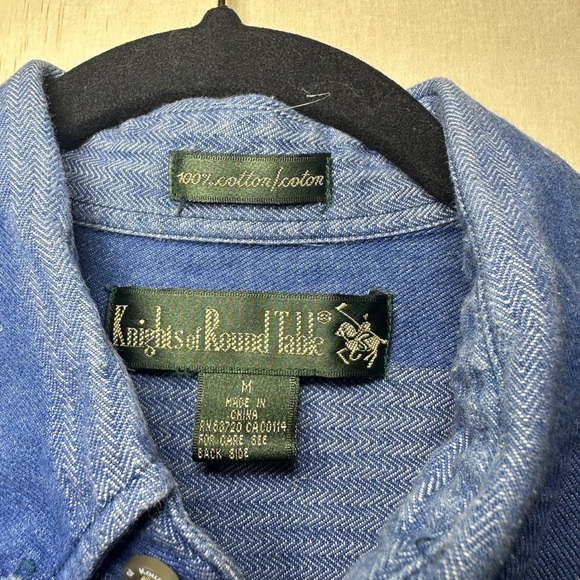 Knights of round table blue striped button-up shirt 100% cotton size medium - Picture 5 of 9